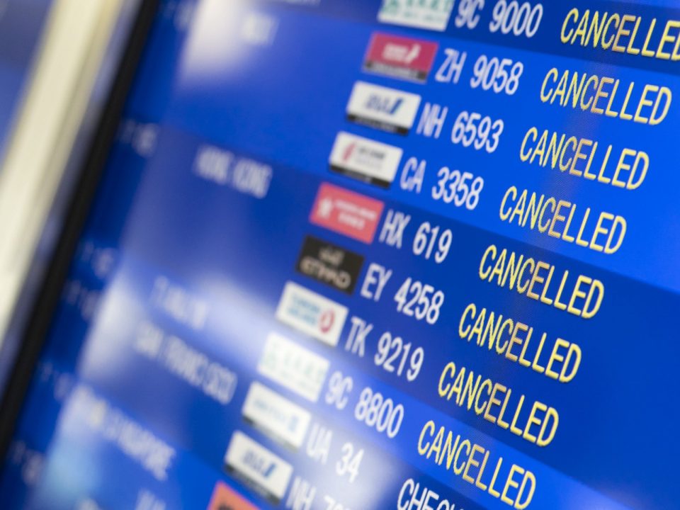 Повеќе од 1.400 летови откажани поради зимска бура во североисточниот дел на САД