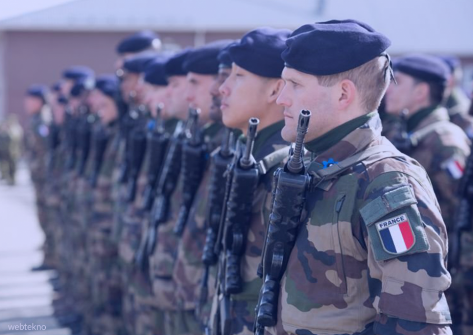 Околу 600 француски војници се заразени со коронавирусот