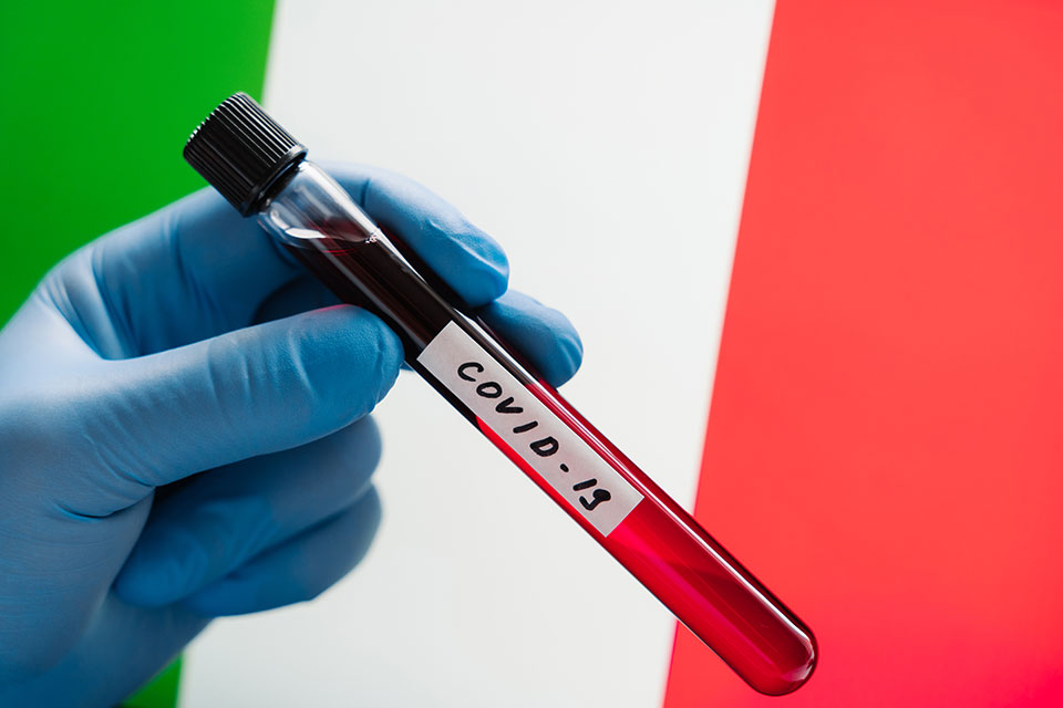Истражување: Во Италија шестпати е поголем бројот на заразени лица со Ковид-19 од официјалната статистика