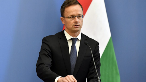 Шефот на унгарската дипломатија Сијарто во Скопје
