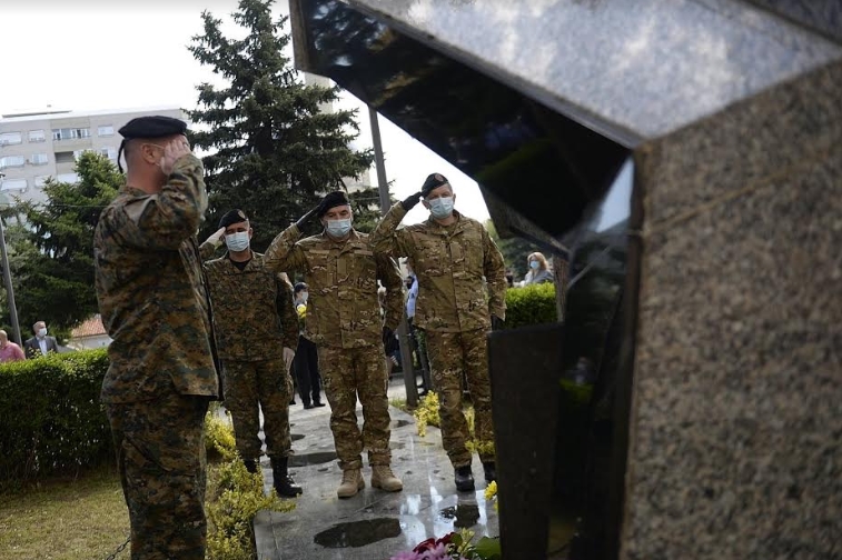 ФОТО: 19 години од загинувањето на хероите кај Вејце