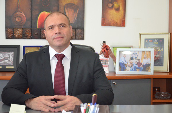 Димитриевски не сака да се меша во внатрепартиските избори на СДСМ
