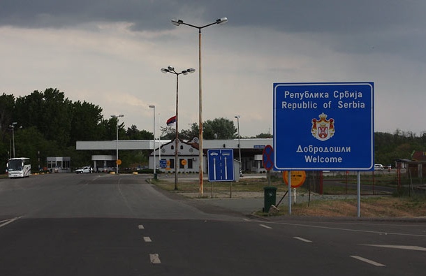 Нови построги мерки во Србија – секое лице при влез на граница ќе биде тестиранo?