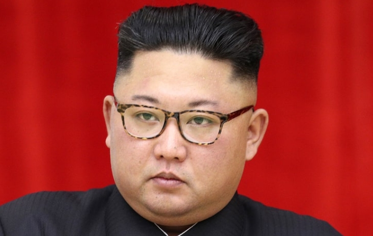 Го прогласија за мртов, а тој отвори хемиска фабрика: Ким Џонг-ун првпат во јавност по 20 дена