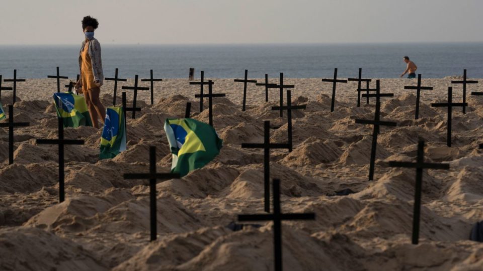 Во Бразил над милион заразени и речиси 50.000 починати од Ковид-19
