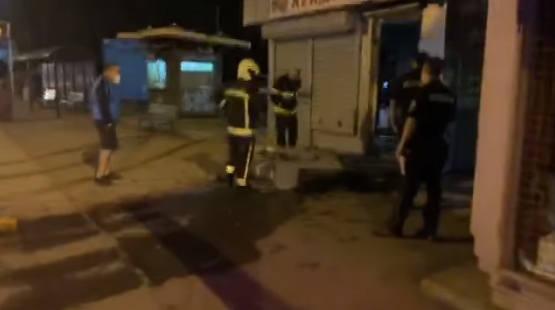 ВИДЕО: Фрлена експлозивна направа на семејната продавница на Мисајловски во Ѓорче