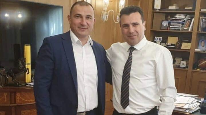 Од многу живот во Македонија: Коалициониот партнер на Заев, Ангелов посредува вработување во Ирак
