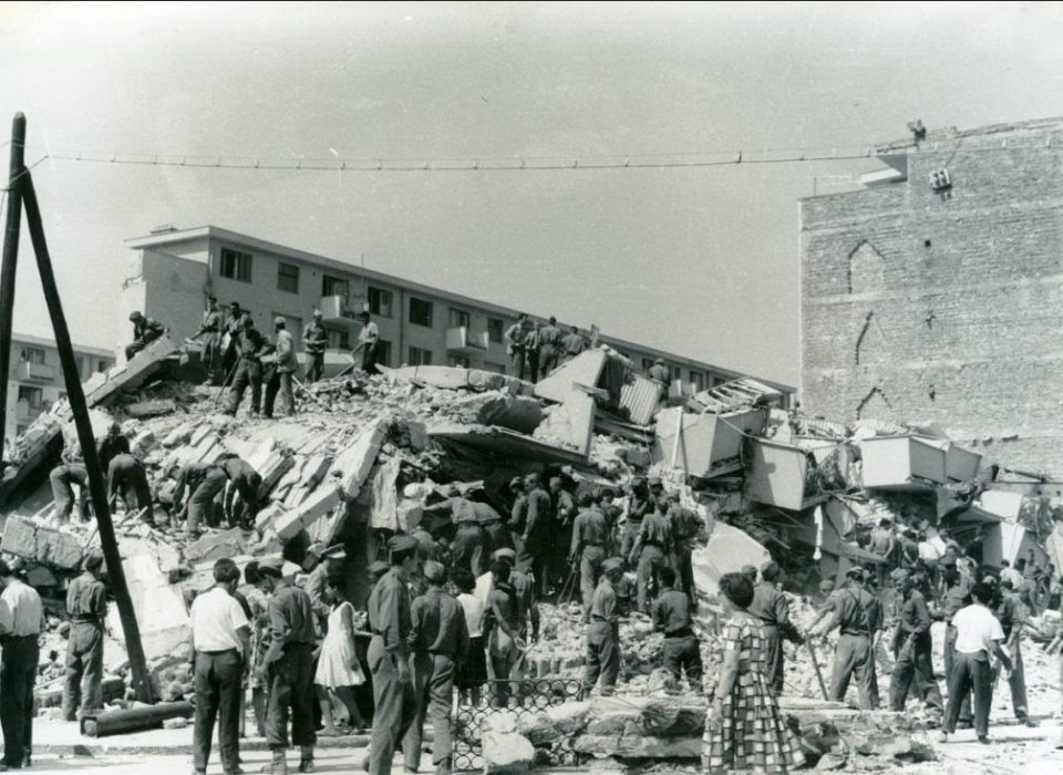 СКОПЈЕ СЕ СЕЌАВА: Градот одбележува 57 години од катастрофалниот земјотрес во 1963-та година