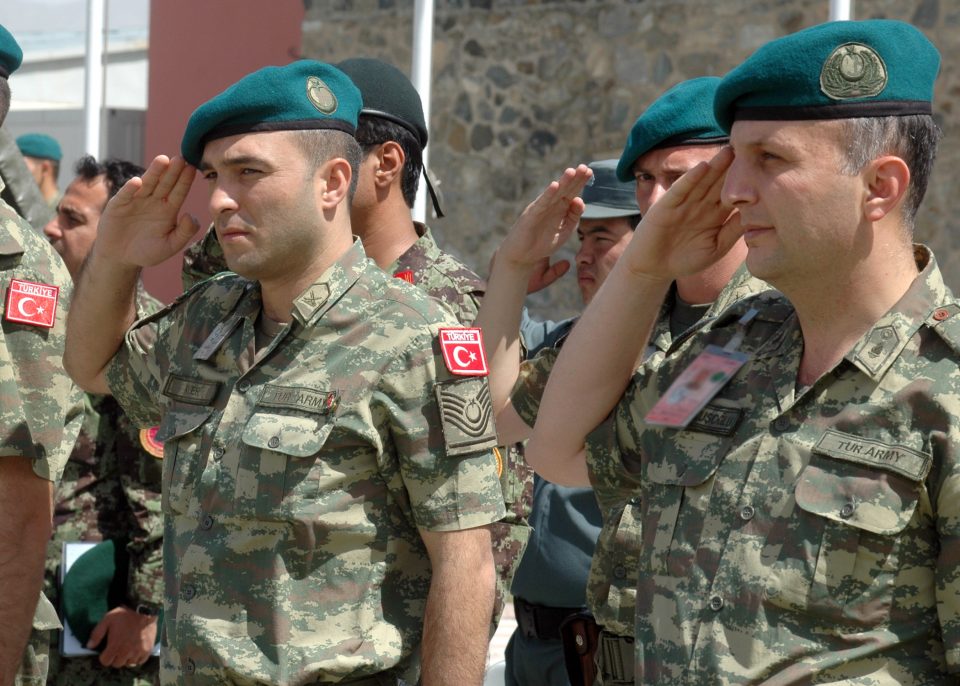 Пет војници загинаа во Турција