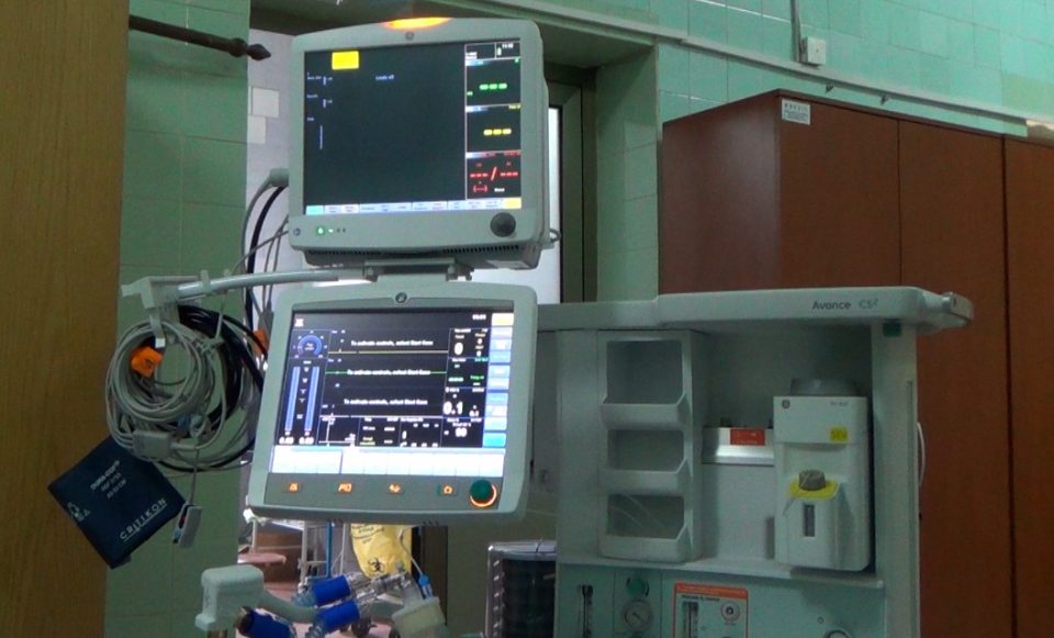 Рудникот САСА донираше апарат за анестезија за болницата во Кочани