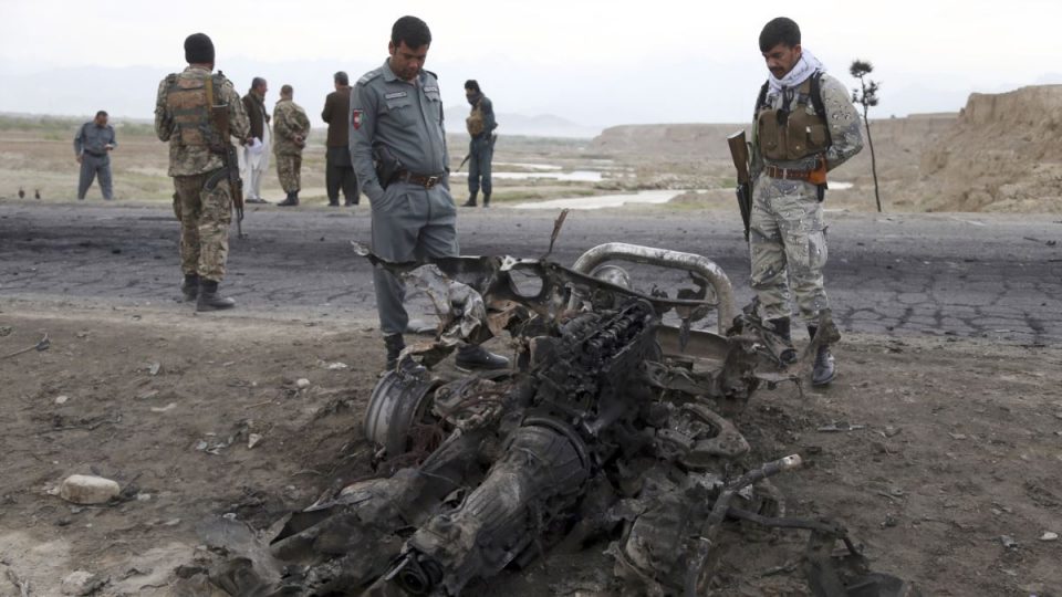 Шест цивили загинаа во експлозија на бомба во Авганистан