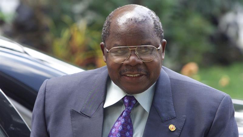 Почина поранешниот танзаниски претседател Бенџамин Мкапа