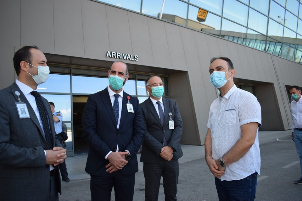 Чулев во посета на граничниот премин на Меѓународниот аеродром Скопје