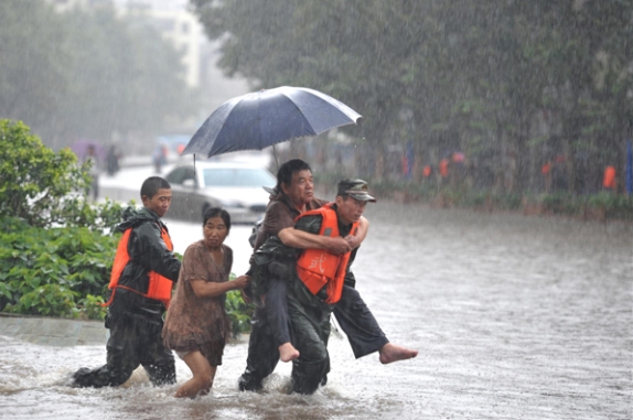 Кина: Црвен аларм поради евентуални нови поплави