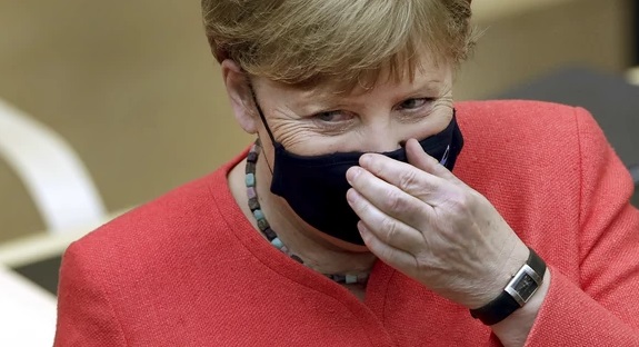 Анкета: Секој трет Германец смета дека Меркел треба да се извини за енергетската криза