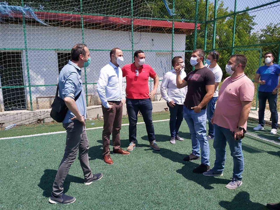 Мисајловски и Борко Ристовски во посета на ФК „Куманово Еуроспорт“: Спортот во Македонија заслужува обнова