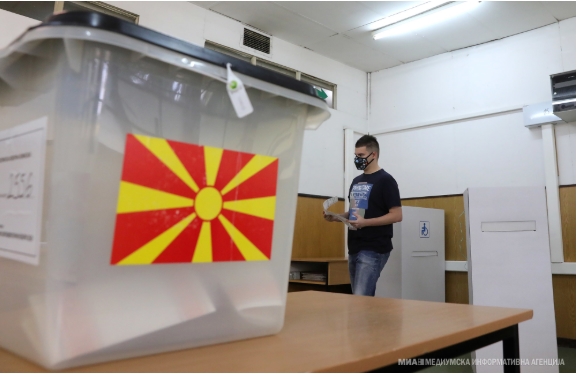 Во општина Новаци до 19:00 часот гласале 64 насто од гласачите, а во Могила 55,9 проценти