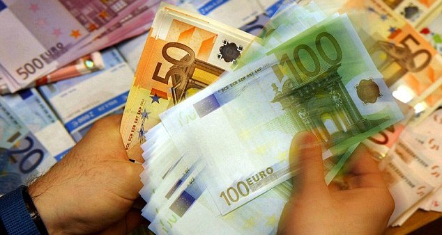 Заев најави ново задолжување за покривање на долговите