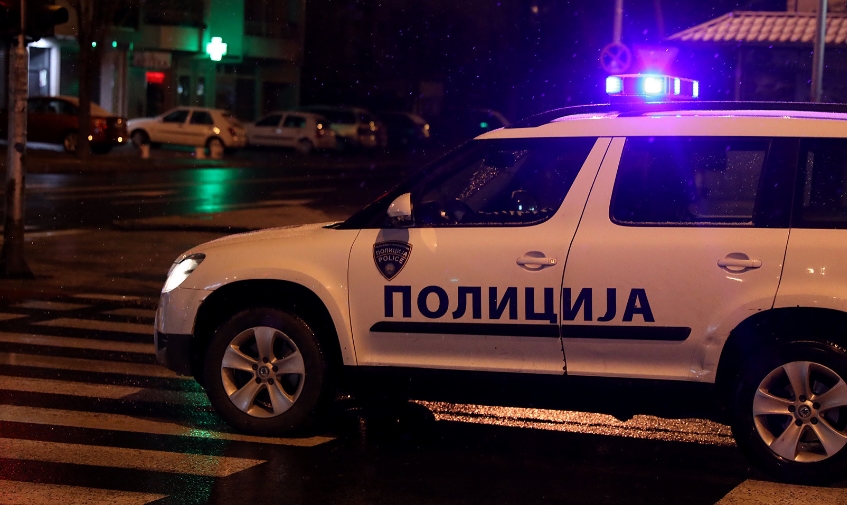 При обид за бегство од полиција повреден навивач од Скопје