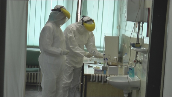 Четворица лаборанти од Клиничката болница во Штип позитивни на Ковид-19