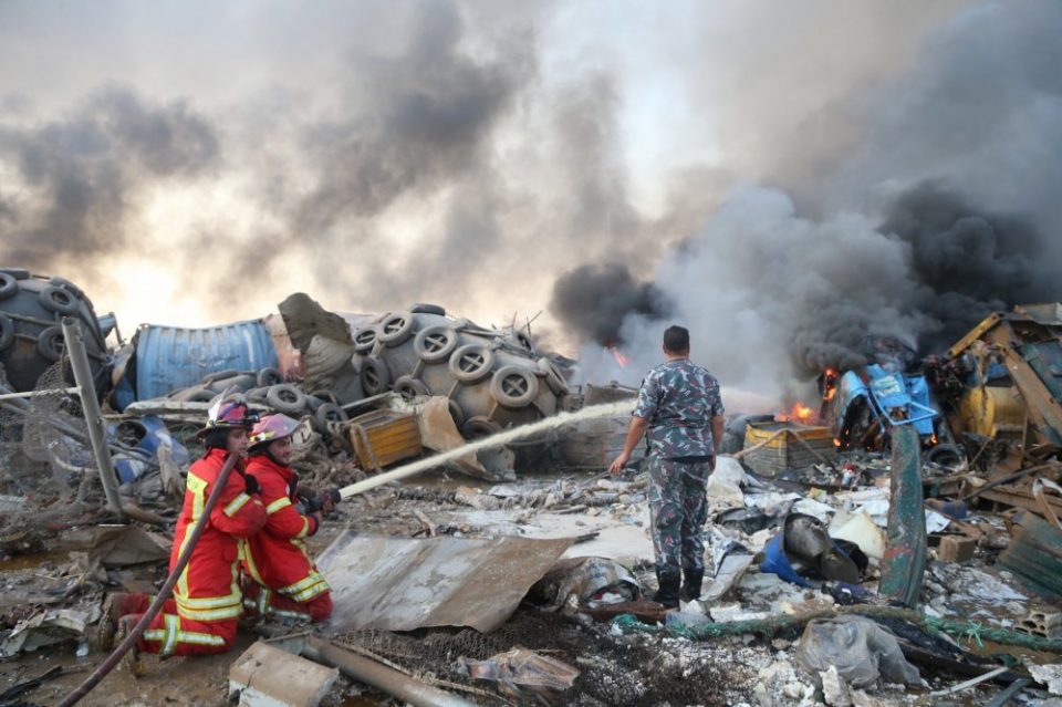 Војската ја презема власта во Либан , најмалку 113 загинати во експлозијата (ВИДЕО)