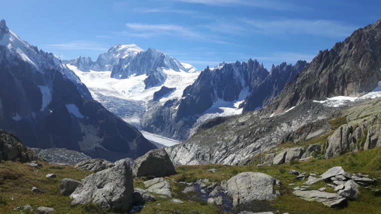 Се урна глечерот Туртемањ во кантонот Вале-Швајцарија