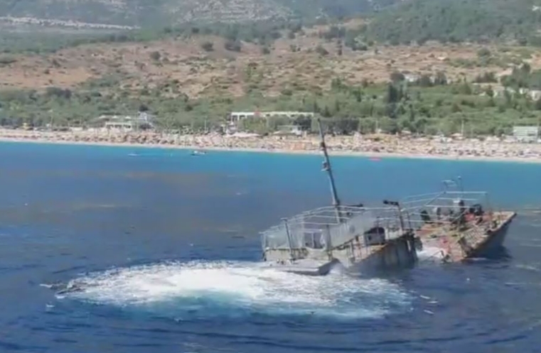 Потопен воен брод туристичка атракција во Дерми