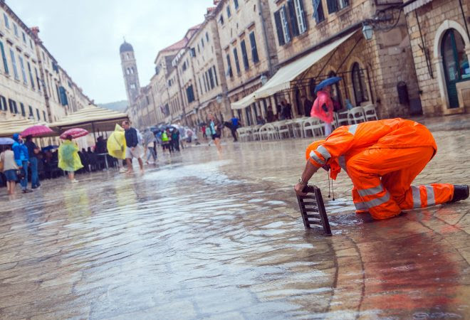 Невреме во Дубровник, Страдун поплавен
