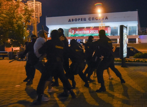 Нови апсења на демонстранти во Белорусија