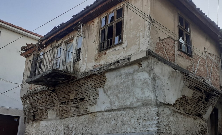 Велес неповратно ги губи старите автентични куќи, бисерот на староградската архитектура