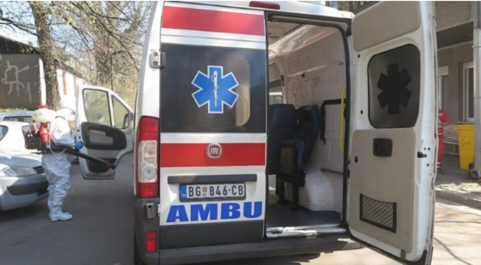 Возачот ги спасил лекарите – обид за напад со нож на екипа на Итна медицинска помош