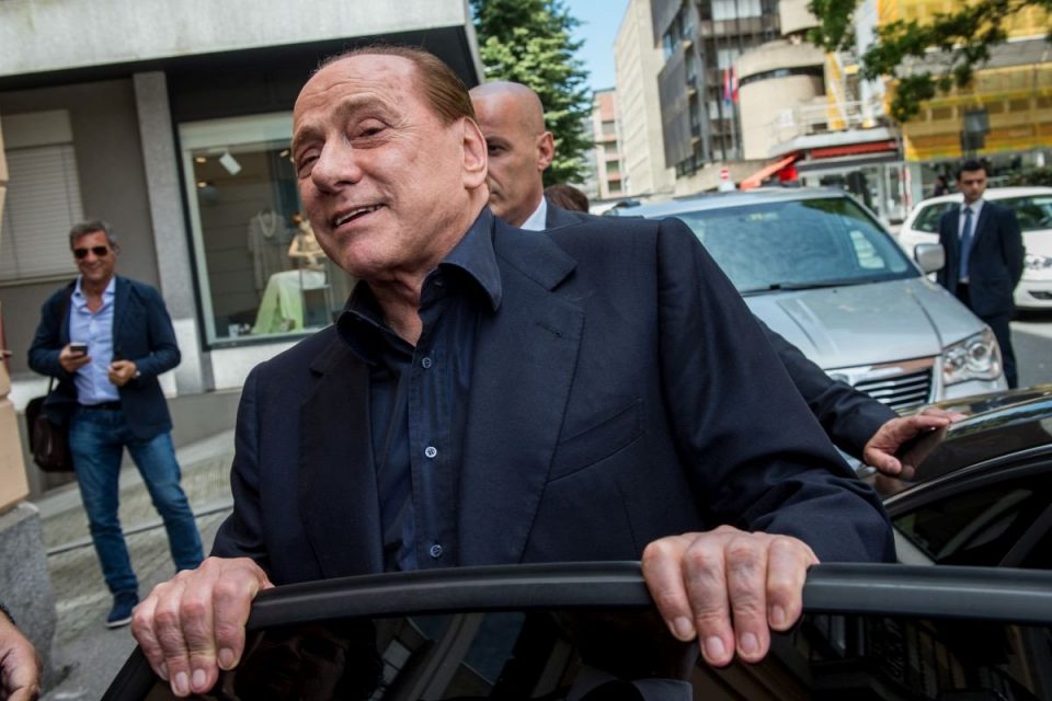Силвио Берлускони примен во болница во Милано