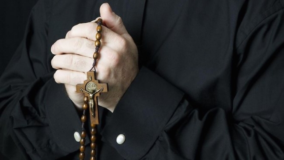 Новоизбран бискуп поднесе оставка по обвинувањето дека злоставувал деца