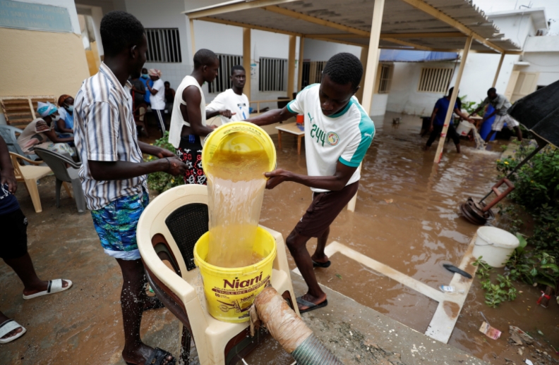 ФОТО: Африканскиот регион Сахел погоден од невообичаен дождови и поплави