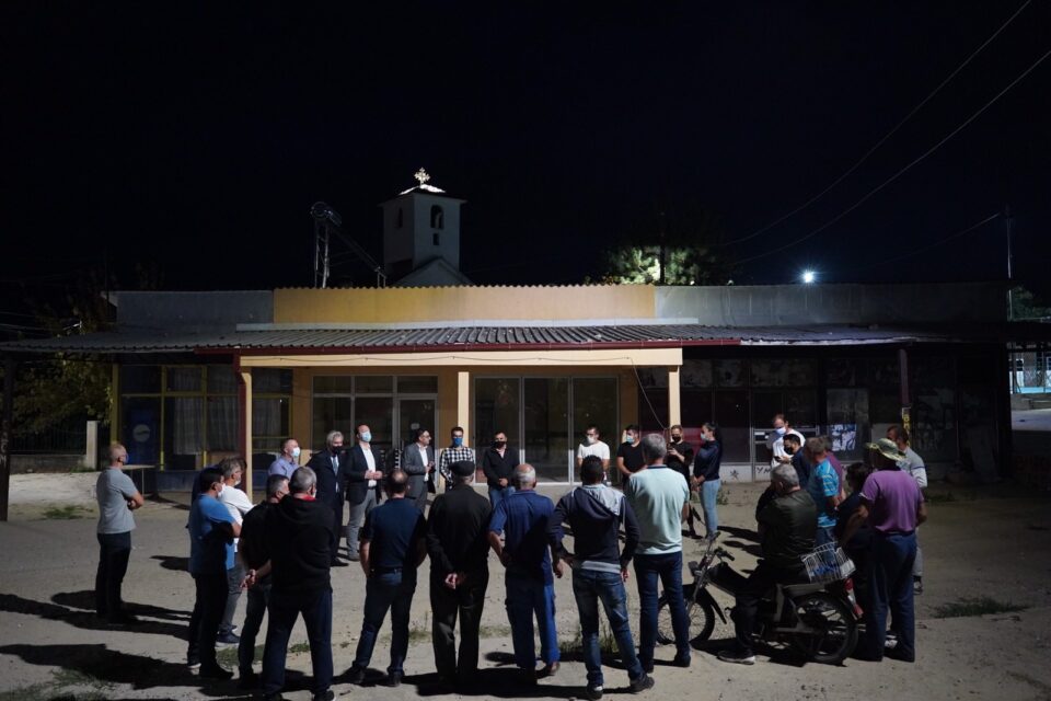 Николовски од ВМРО-ДПМНЕ во Тимјаник на средба со лозарите