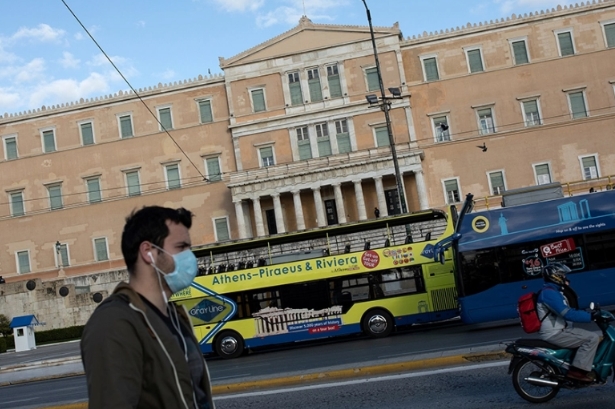 Во Грција активни околу 150.000 случаи на Ковид-19