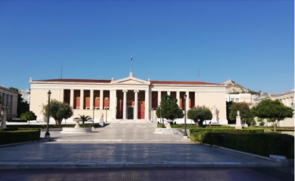 Постепено се отвораат Универзитетите во Грција
