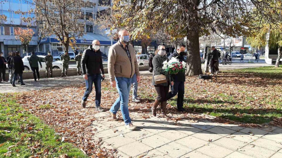 ВМРО-ДПМНЕ ОК Тетово: Коалицијата предводена од СДСМ и ДУИ и градоначалничката Арифи заборавија на хероите кои се бореа за ослободувањето