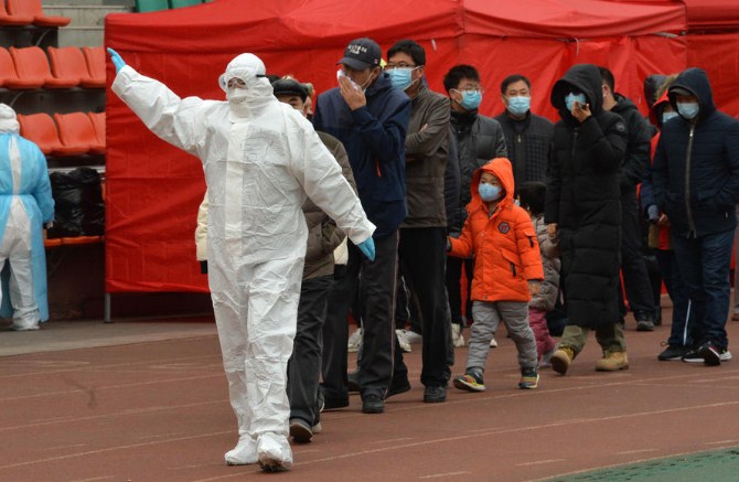 Со масовни тестирања и нови мерки Кина се бори против коронавирусот