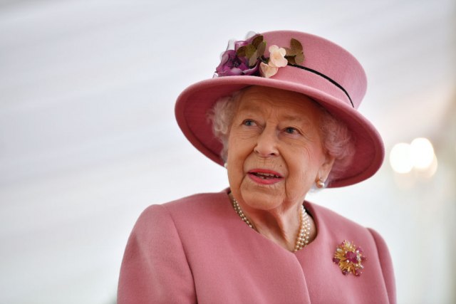Кралицата Елизабета денеска ќе наполнеше 97 години, објавена е досега невидена фотографија