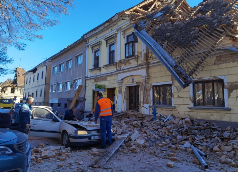 За обнова на разурнатите градови во Хрватска досега собрани 1,5 милијарда евра