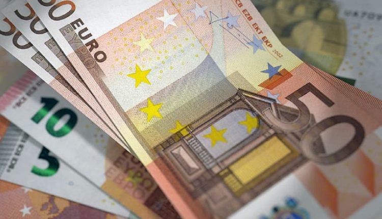 Просечната нето-плата во Црна Гора 530 евра