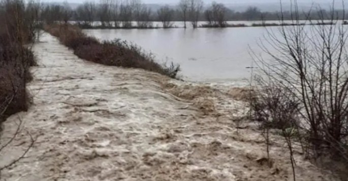Поплави во повеќе делови на Грција