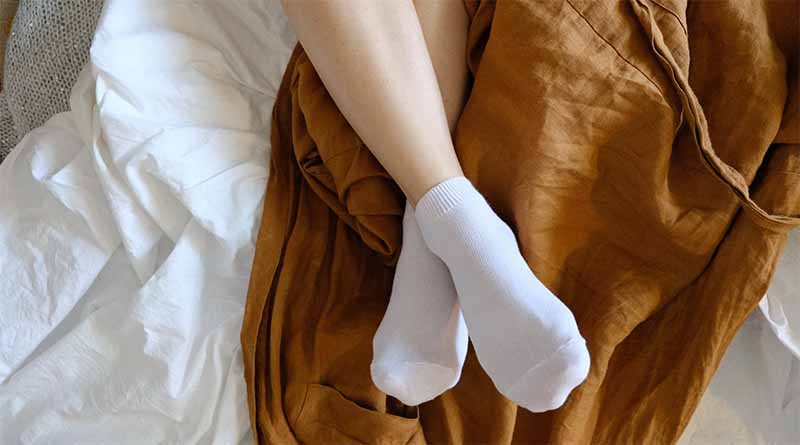 Како белите чорапи повторно да блеснат: Со овој трик ќе бидат како нови!