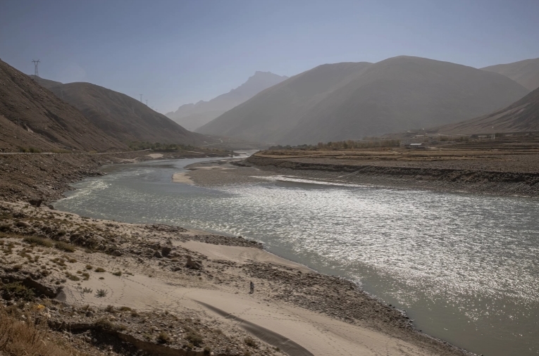 Кина ќе гради најголема брана и хидроцентрала во светот