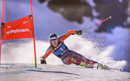 Тед Лигерти ја заврши скијачката кариера