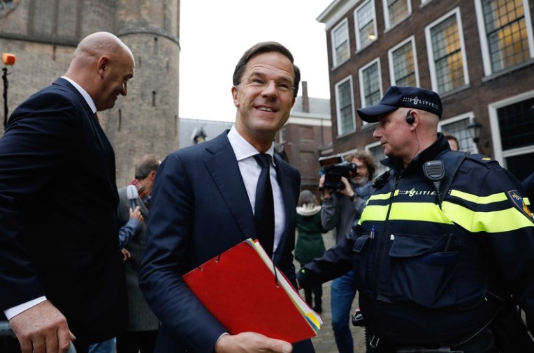 Прекинати разговорите за нова холандска Влада по вториот случај на Ковид-19 меѓу преговарачите