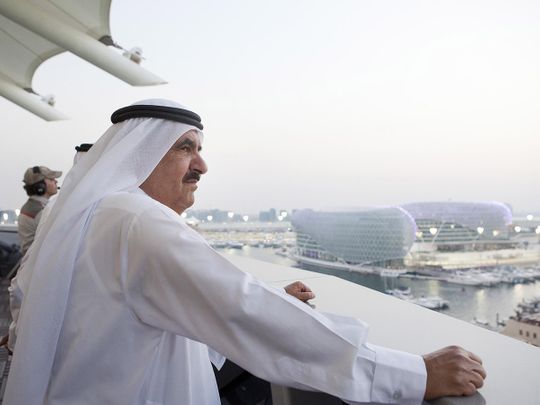 Почина вториот човек на Дубаи, шеикот Хамдан беше министер 50 години