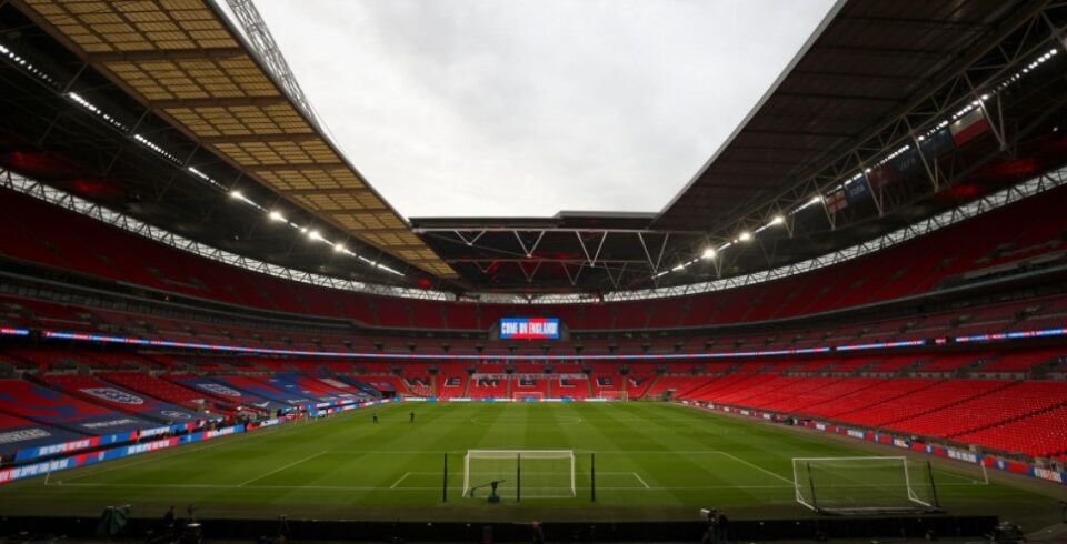 Тотенхем и Манчестер Сити ќе си ги одмерат силите пред 8.000 гледачи 