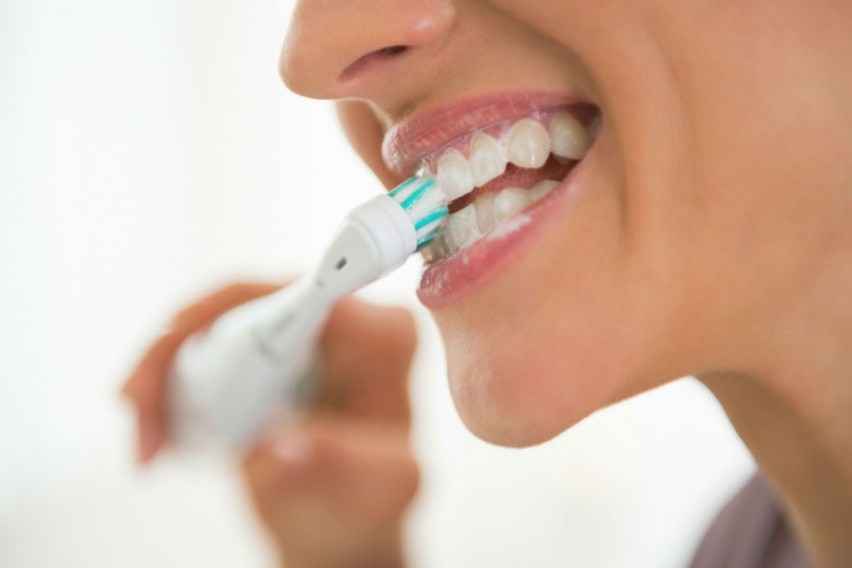 Сите знаете дека миењето на забите е важно, но дознајте какви болести ви се закануваат ако не го правите тоа